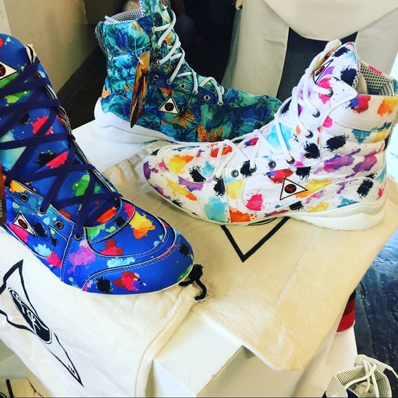 Meet your Posher, Raul - Picture 1 of 2